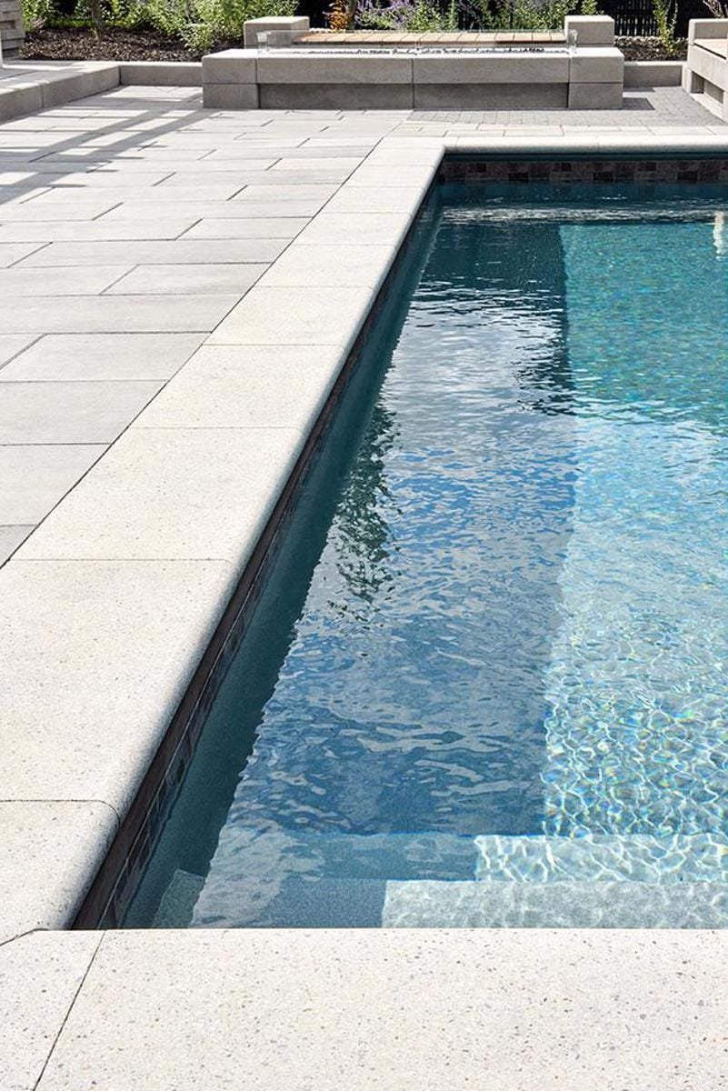 Borda de Piscina Boleada Areia 50x35cm (Peito de Pombo) CÓD. 58889445